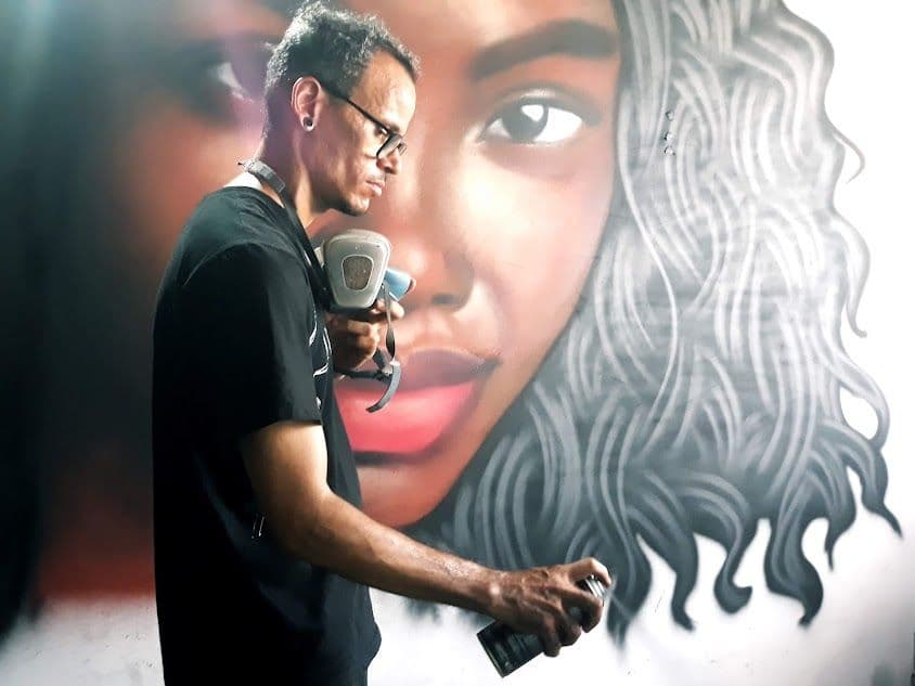 Aprenda a fazer um desenho realista com spray