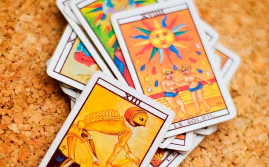 Ebook Curso de Tarologia Fundamental com Tarô de Marselha (Arcanos Maiores e Menores)