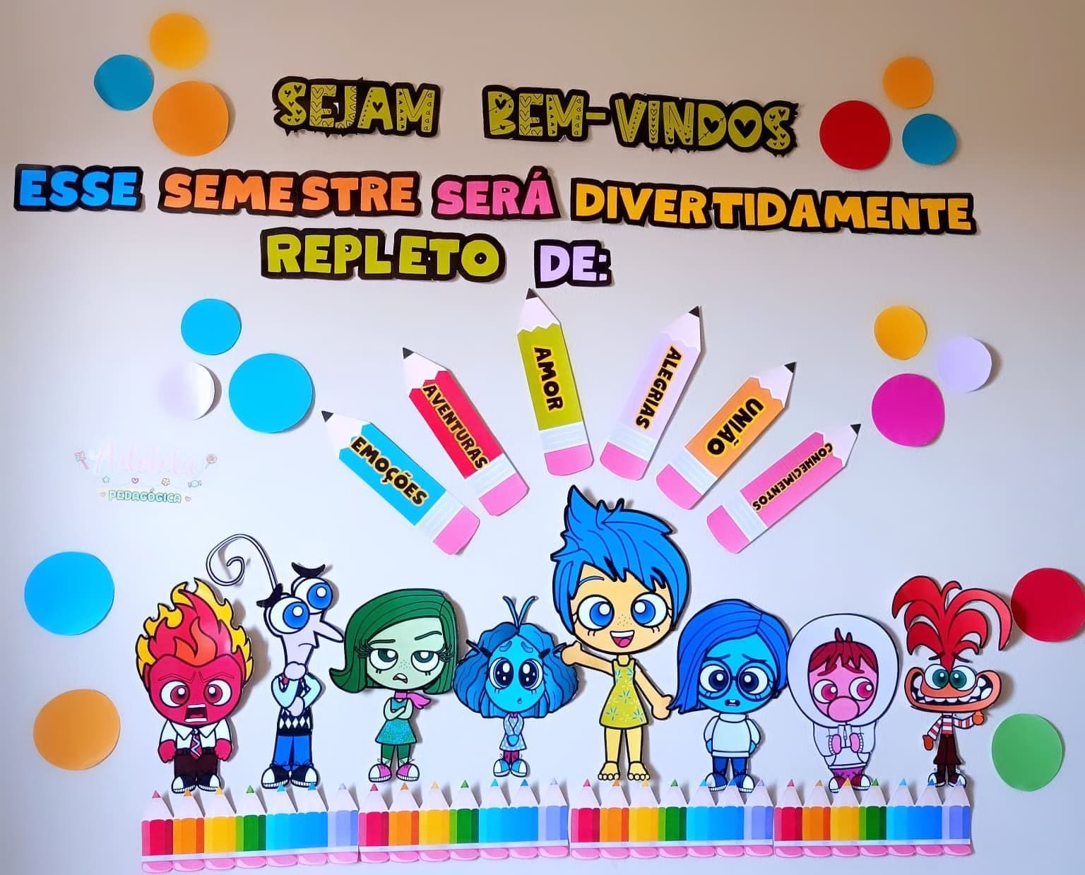 Painel Volta Aulas Divertidamente