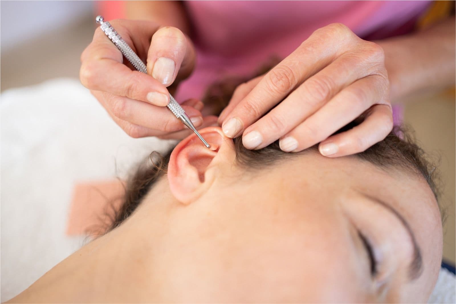 Curso de Auriculoterapia: Diagnóstico e Tratamento Baseado nos Fundamentos da Medicina Tradicional Chinesa