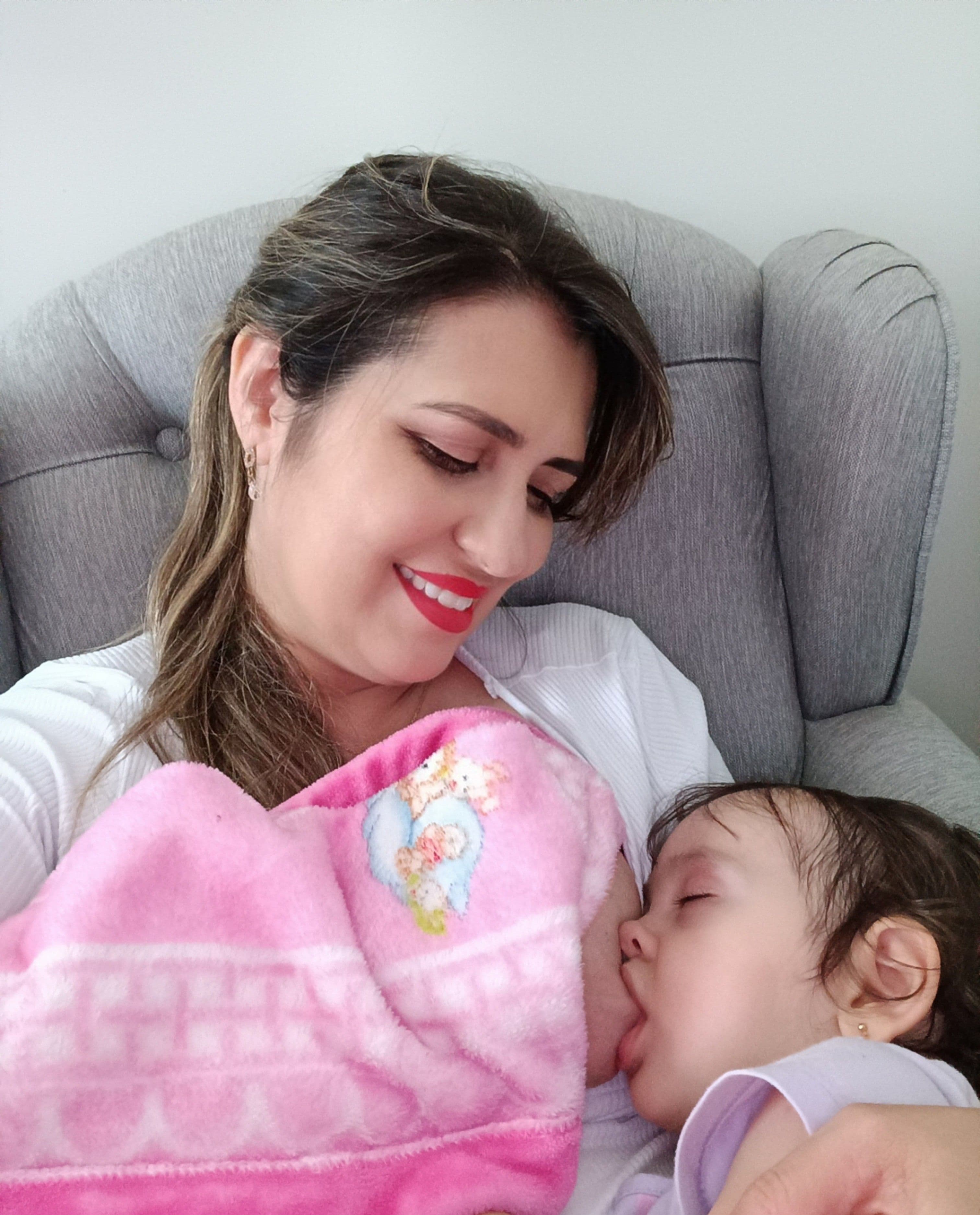 Curso de Amamentação e de Cuidados com o Recém Nascido